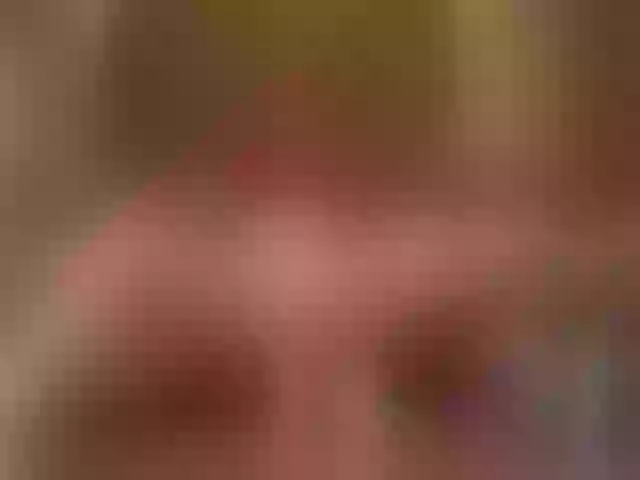 Live sex webcam photo for Lolypop19 #276681897