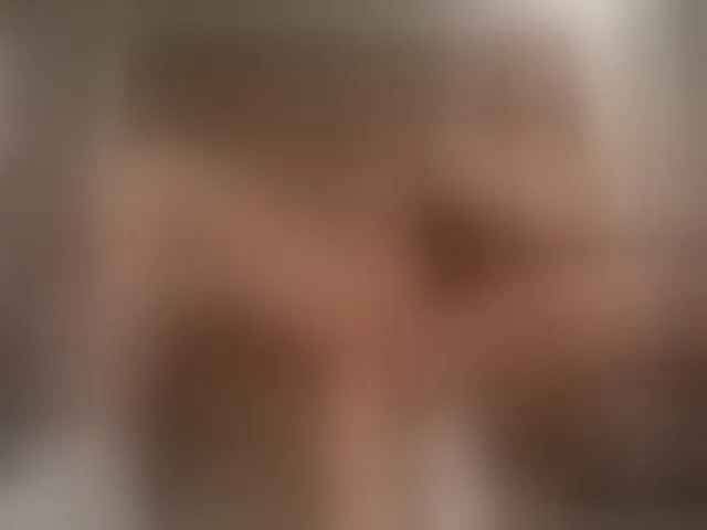 Live sex webcam photo for Lolypop19 #278257835