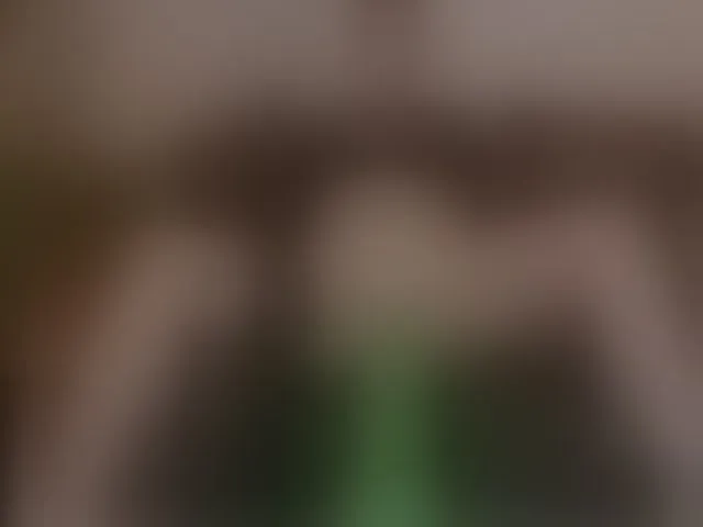 Live sex webcam photo for Lolypop19 #294255400