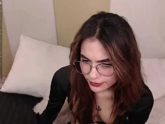 Live sex webcam photo for Lolyscute #275723985