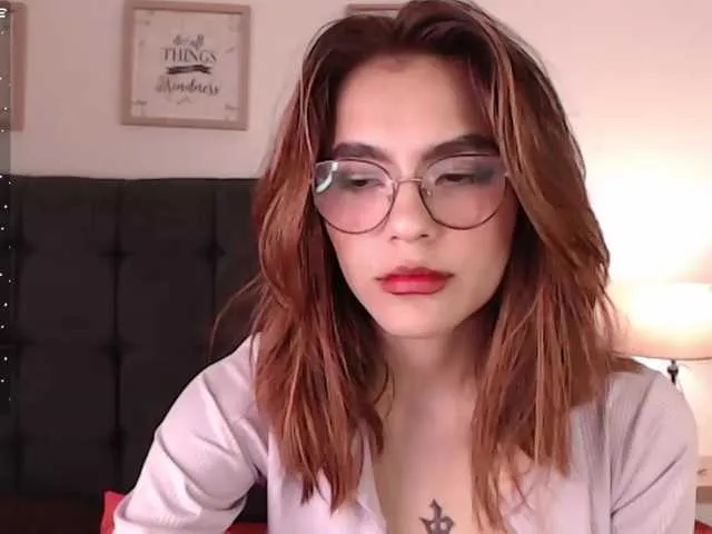 Live sex webcam photo for Lolyscute #276039773