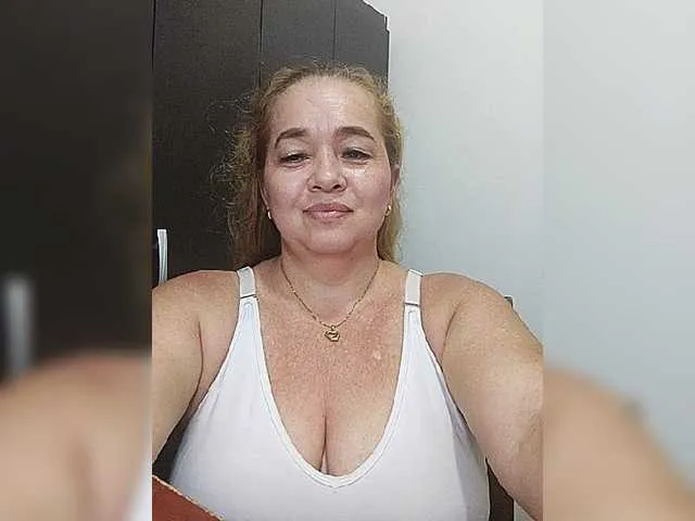Live sex webcam photo for LolytaWOMAN #278081610