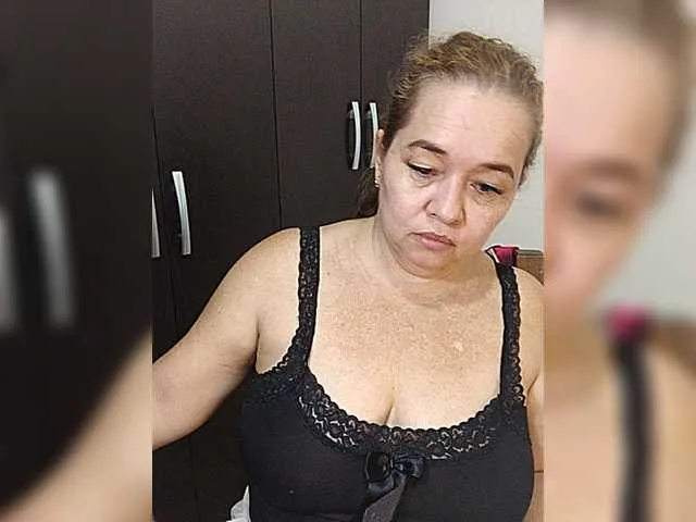 Live sex webcam photo for LolytaWOMAN #278221423
