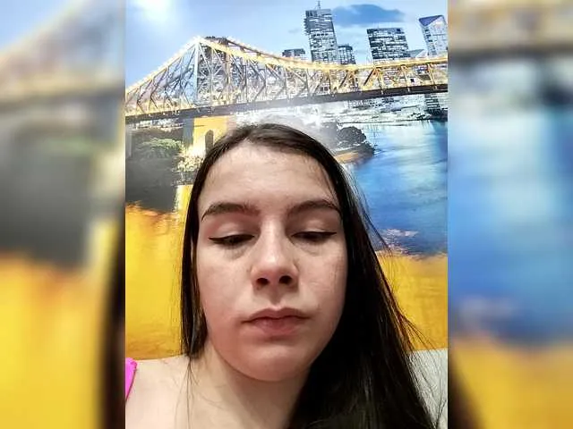 Live sex webcam photo for Lona-S #291640317