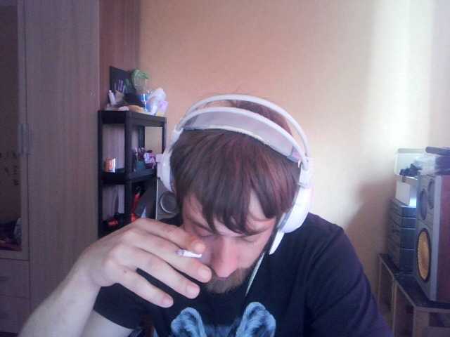 Live sex webcam photo for LoneWolf699669 #278173504