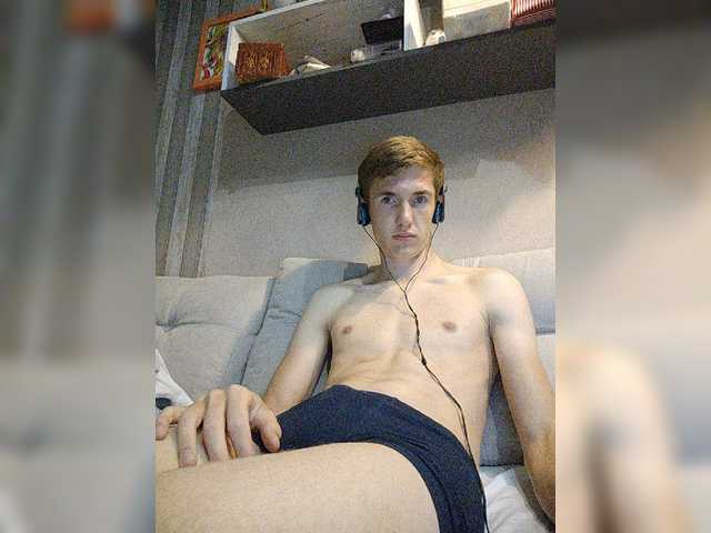 Live sex webcam photo for Lonely-Boy-- #274414571