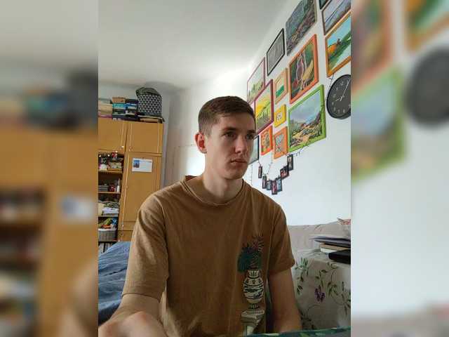 Live sex webcam photo for Lonely-Boy-- #291397599