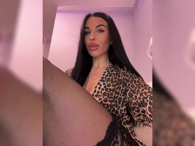 Live sex webcam photo for LonelyNasty1 #290326695