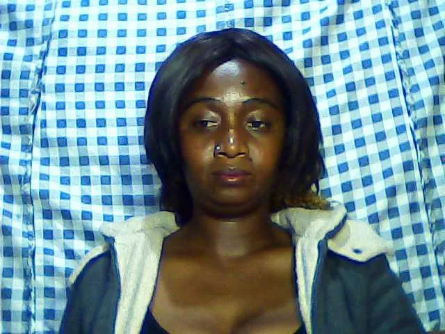 Live sex webcam photo for Loneyone2 #275622840