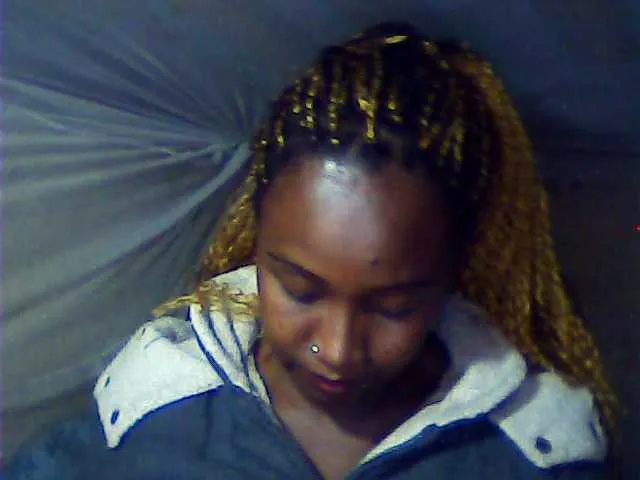 Live sex webcam photo for Loneyone2 #275623986