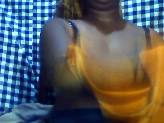 Live sex webcam photo for Loneyone2 #275672262