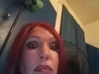 Live sex webcam photo for LonnieLove #165461652