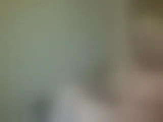 Live sex webcam photo for LonnieLove #195554134