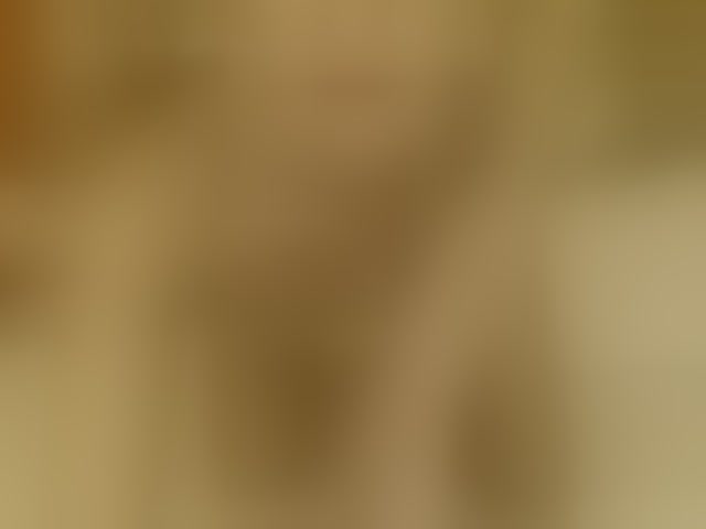 Live sex webcam photo for Lora8888 #294000417