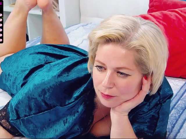 Live sex webcam photo for LoraMiss #272754935