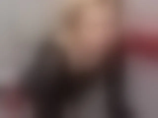 Live sex webcam photo for LoraMiss #293078572