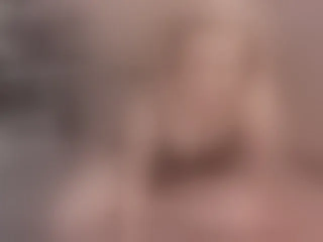 Live sex webcam photo for LoraMiss #293529972