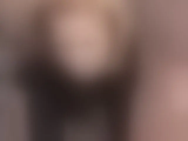 Live sex webcam photo for LoraMiss #293601539