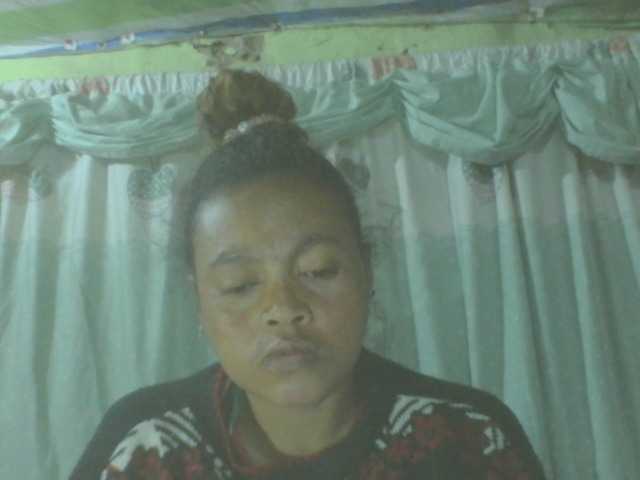 Live sex webcam photo for LorahXVane #291479896