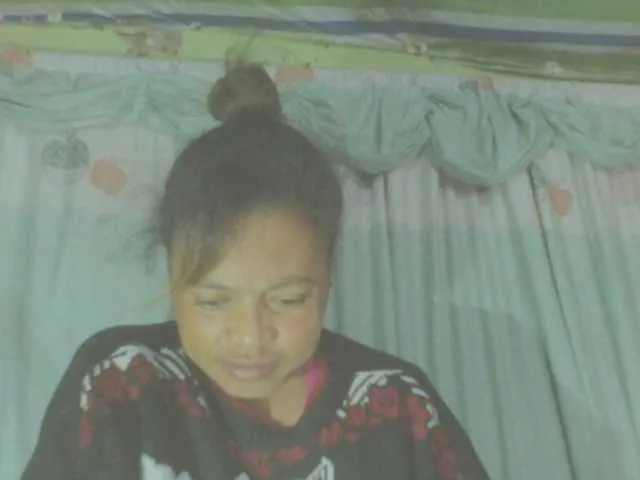 Live sex webcam photo for LorahXVane #291499386