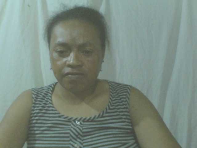 Live sex webcam photo for LorahXVane #291994089