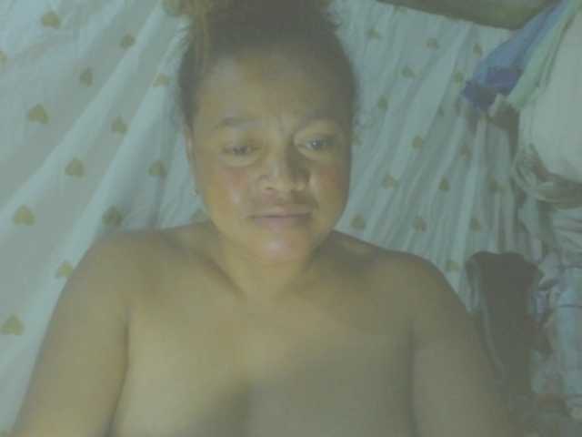 Live sex webcam photo for LorahXVane #292091838