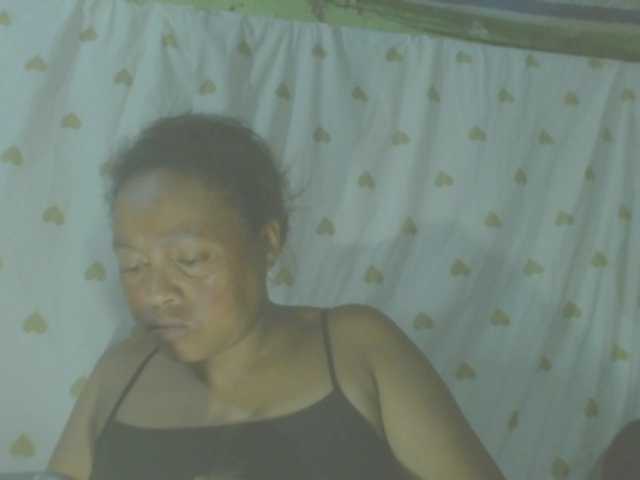 Live sex webcam photo for LorahXVane #292220369