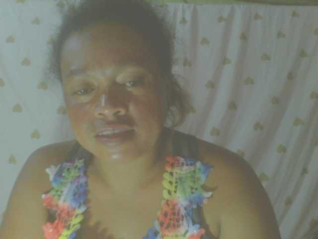 Live sex webcam photo for LorahXVane #292253907