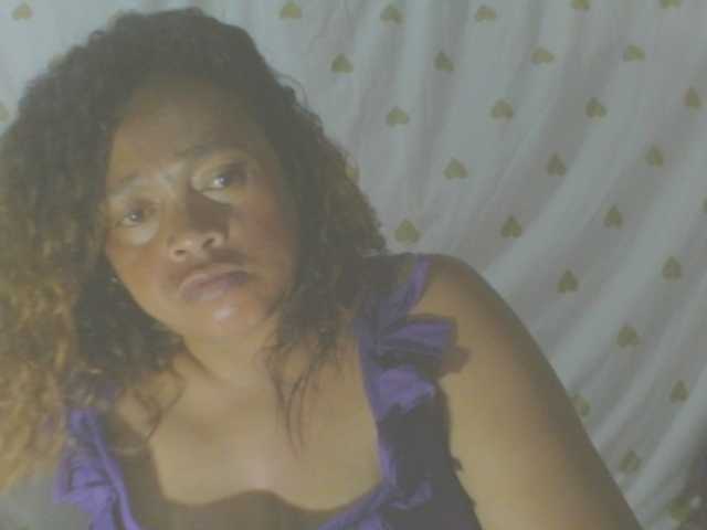 Live sex webcam photo for LorahXVane #292260955