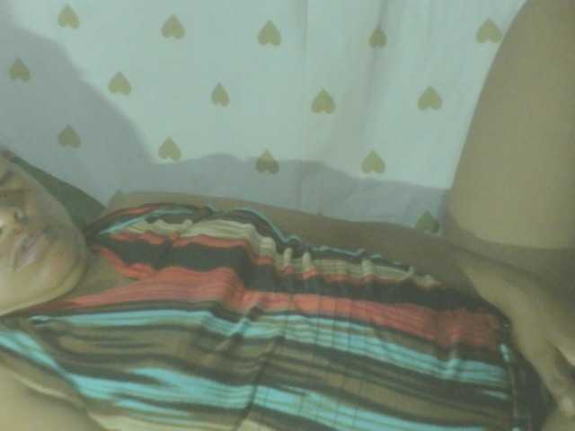 Live sex webcam photo for LorahXVane #292372247