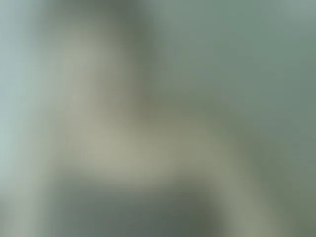 Live sex webcam photo for LorahXVane #292668305