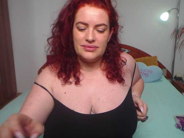 Live sex webcam photo for Loraynne #273826856