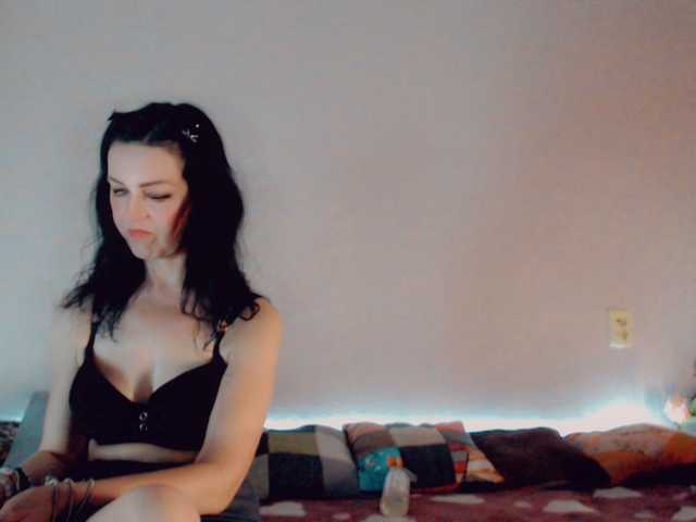 Live sex webcam photo for Lordessa #278098233