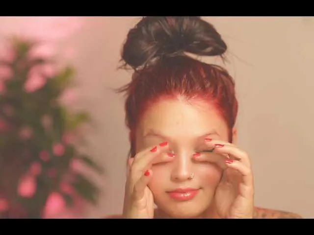 Live sex webcam photo for LorenRosse #277877882