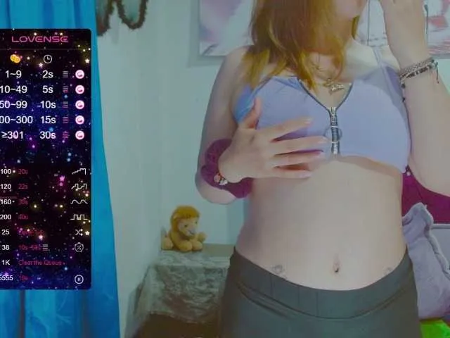 Live sex webcam photo for Lorenalyh #276904433