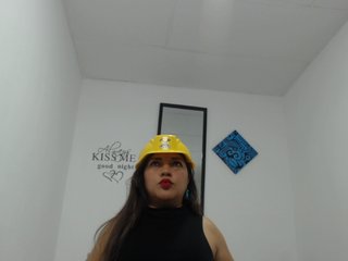 Live sex webcam photo for Lorenax69 #208373453