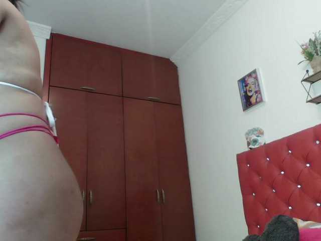 Live sex webcam photo for Lorenita-se-x #276711978