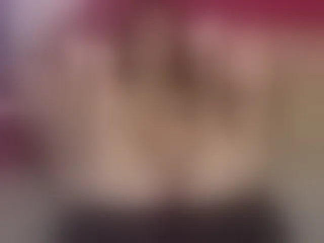 Live sex webcam photo for LoriMinelli #290698201