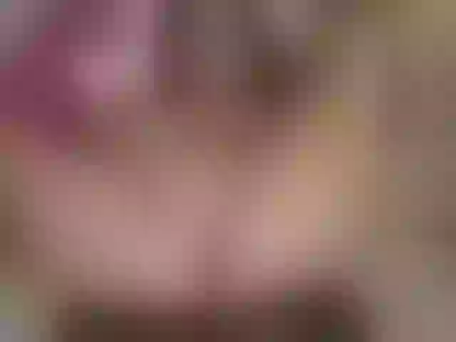 Live sex webcam photo for LoriMinelli #292022366