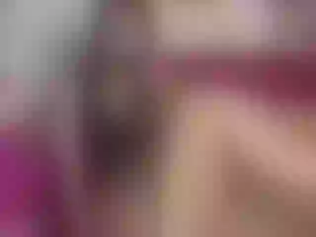 Live sex webcam photo for LoriMinelli #292168689