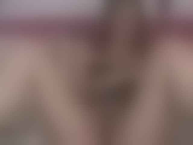Live sex webcam photo for LoriMinelli #294002400