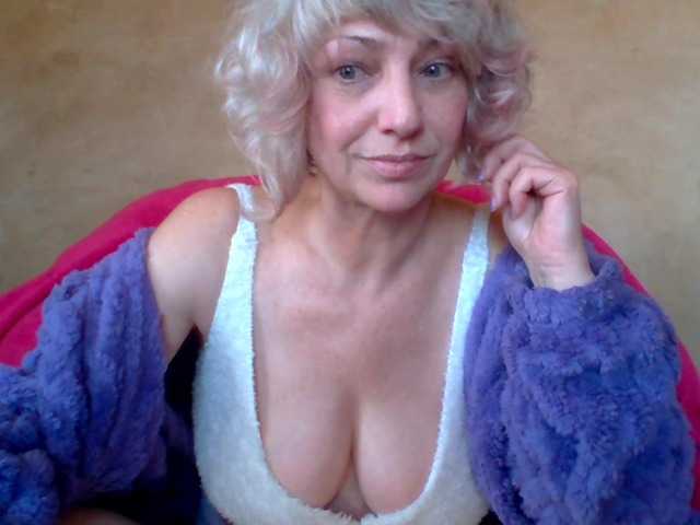 Live sex webcam photo for Lorie-Carrie #277626555