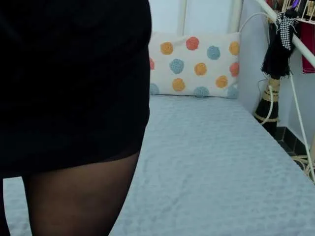 Live sex webcam photo for LornaSerenity #276505815