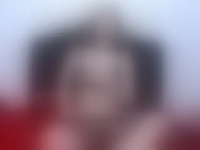 Live sex webcam photo for Lorraine-page #274230392