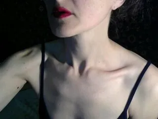 Live sex webcam photo for LorraineOSun #287921397