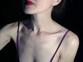 Live sex webcam photo for LorraineOSun #287921428