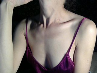 Live sex webcam photo for LorraineOSun #229443246