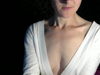 Live sex webcam photo for LorraineOSun #233396741
