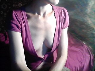 Live sex webcam photo for LorraineOSun #239525962