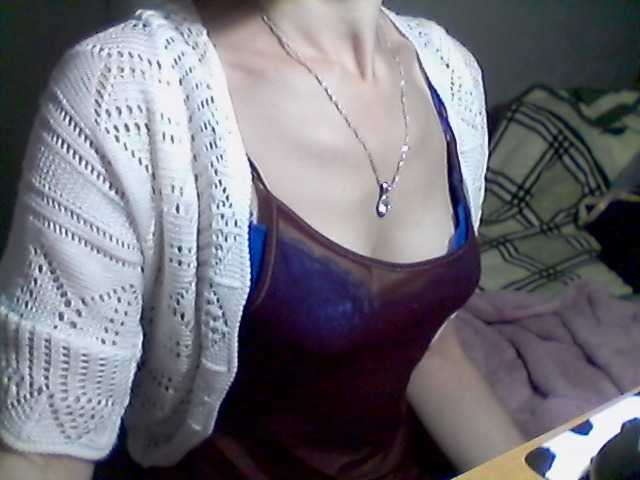 Live sex webcam photo for LorraineOSun #271788338
